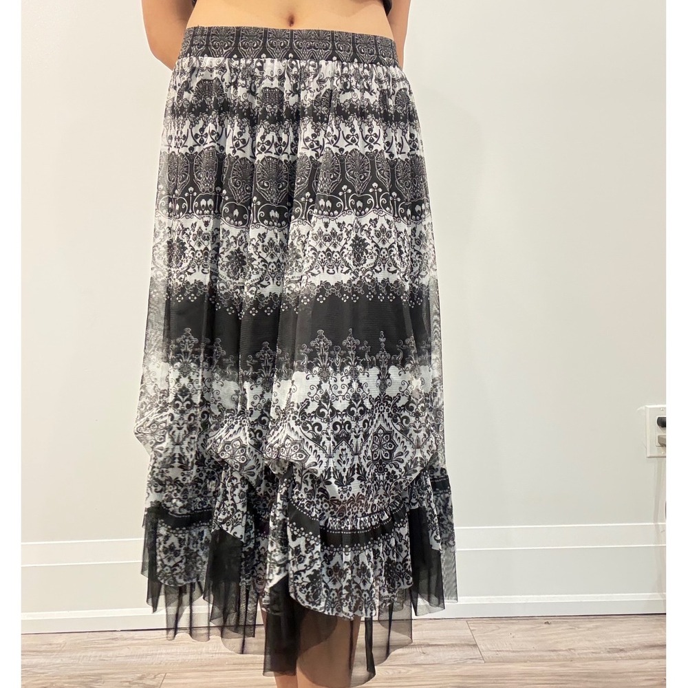 Boho Gothic Black White Damask‎ Paisley Mesh Tiered Ruffle Midi Skirt